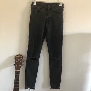 Zara High Waisted Black Skinny Jeans 👖